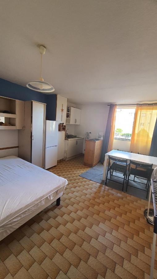 Studio 16 Le Cap D'Agde Avec Parking Prive Proche Du Centre Exteriör bild